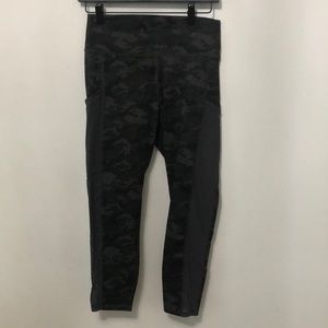 Fabletics Camo tights size medium